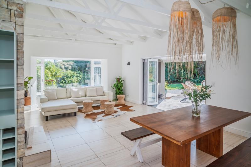 To Let 5 Bedroom Property for Rent in Crofters Valley Western Cape